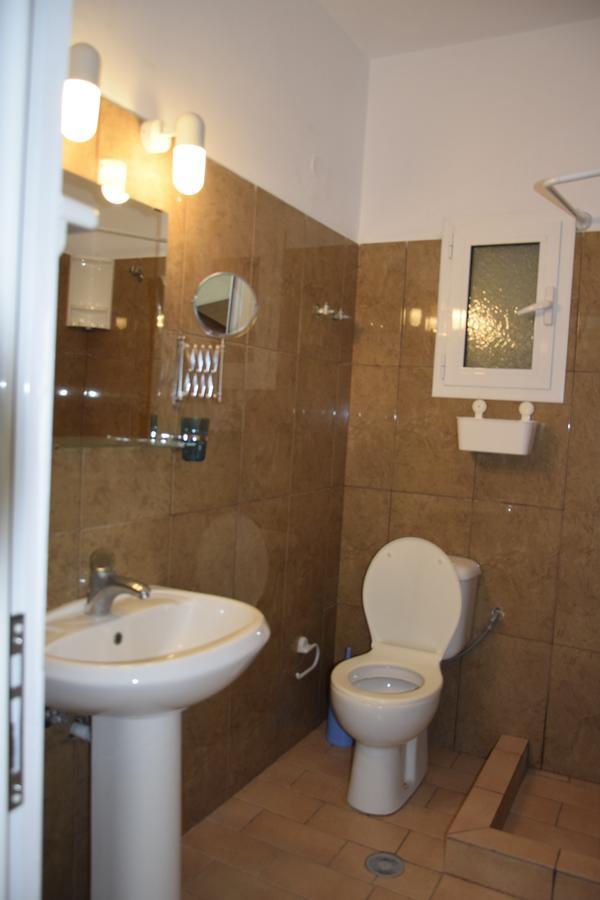 Zotos Apartment Himare Exterior foto