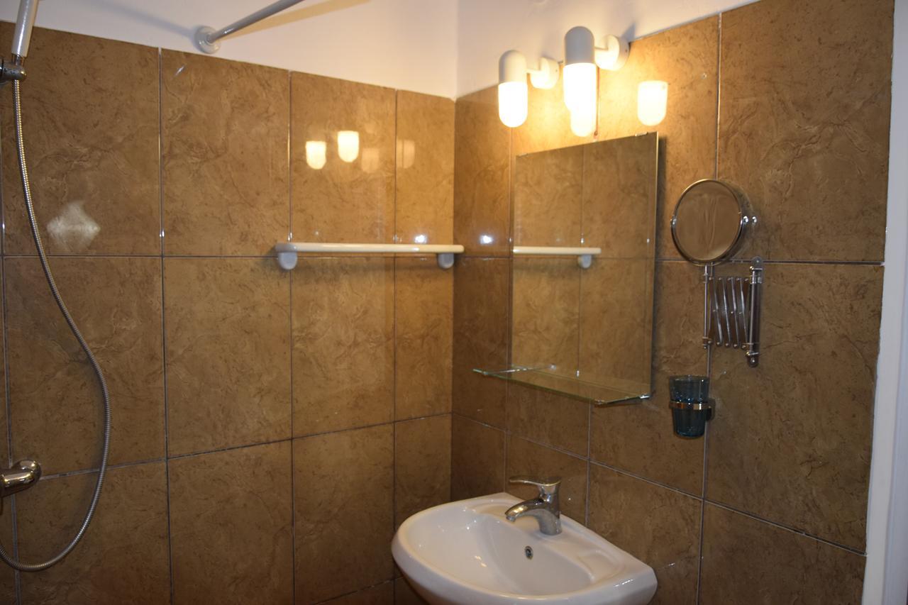 Zotos Apartment Himare Exterior foto